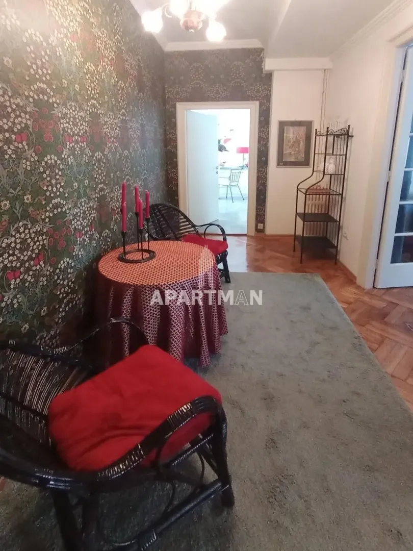 Prodaja, trosoban stan, 98m², Stari Grad, Beograd