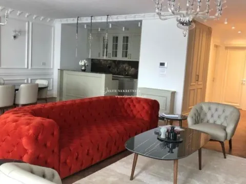 Izdavanje, četvorosoban stan, 170m², Vračar Hram, Vračar Sve Podlokacije - image 11