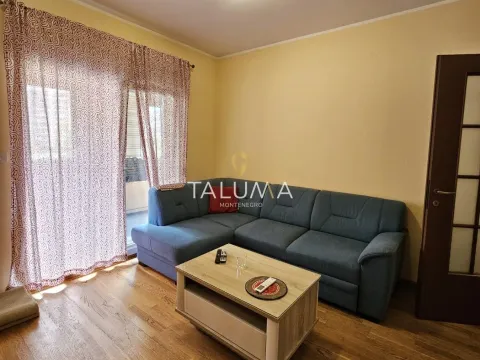 Prodaja, jednosoban stan, 50m², City Kvart, Podgorica - image 2