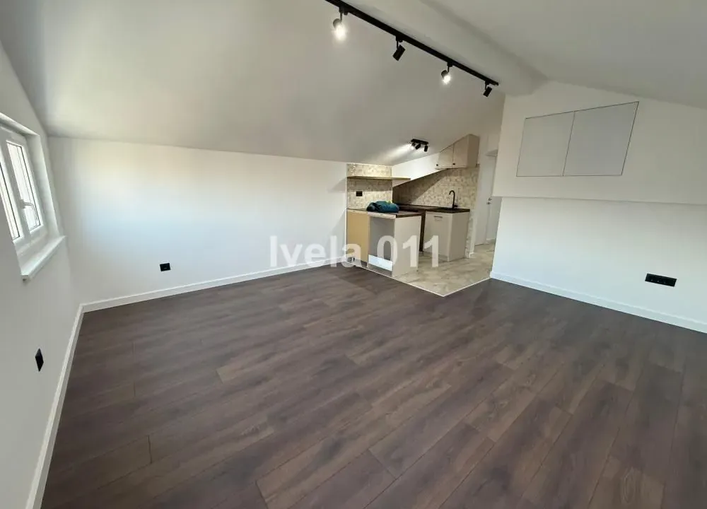 Sale, apartment, 28m², Karaburma, Palilula Sve Podlokacije