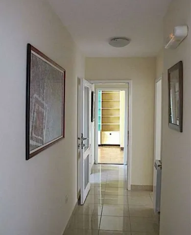 Rent, four bedroom apartment, 146m², Stari Grad, Beograd