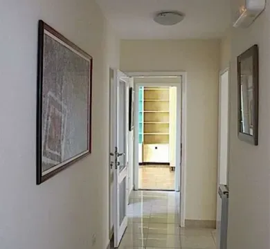 Izdavanje, četvorosoban stan, 146m², Stari Grad, Beograd - image 13