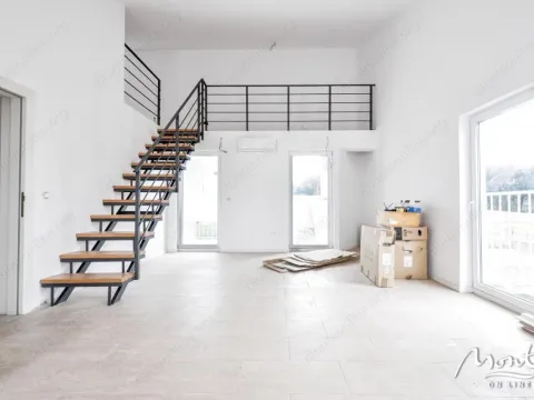 Sale, four bedroom apartment, 124m², Tivat, Crna Gora - image 1