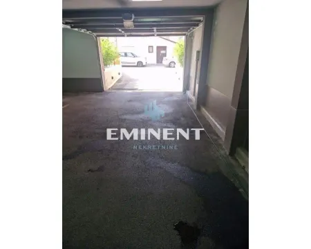 Rent, four bedroom apartment, 140m², Voždovačka Crkva, Voždovac Sve Podlokacije - image 28
