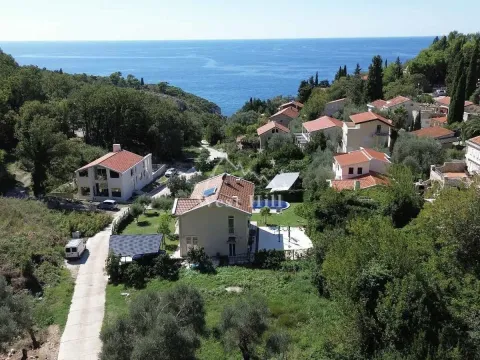 Sale, land lot, 650m², Reževići, Budva
