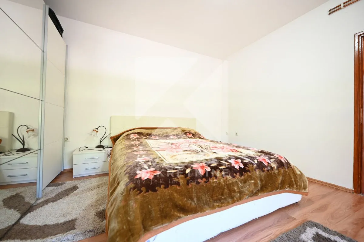 Prodaja, kuća, 80m², Mareza, Podgorica