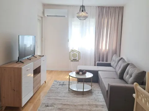 Izdavanje, jednosoban stan, 46m², Central Point, Podgorica - image 6