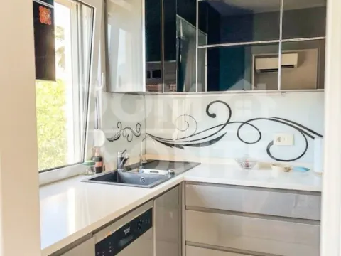 Izdavanje, dvosoban stan, 80m², Tivat, Crna Gora - image 7