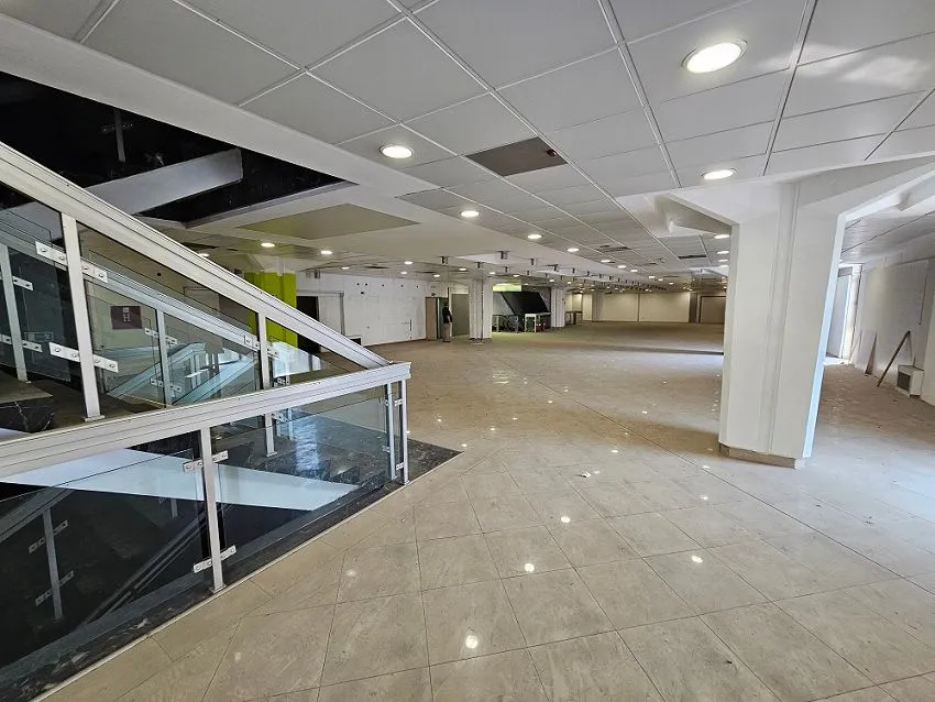 Rent, office space, 750m², Terazije, Užice