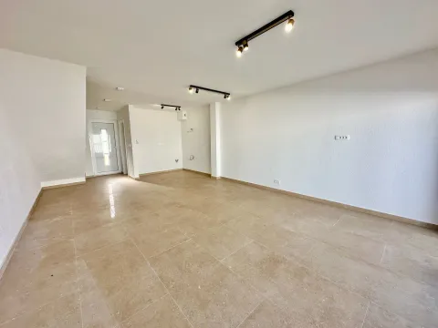 Prodaja, dvosoban stan, 75m², Đuraševići, Tivat - image 4
