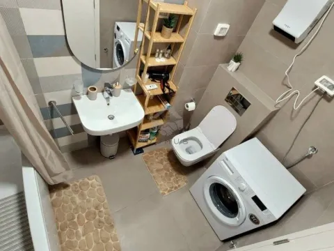 Izdavanje, jednosoban stan, 39m², Pobrežje, Podgorica - image 11