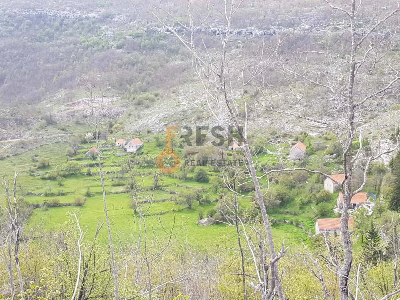 Prodaja, plac, 189352m², Cetinje, Crna Gora