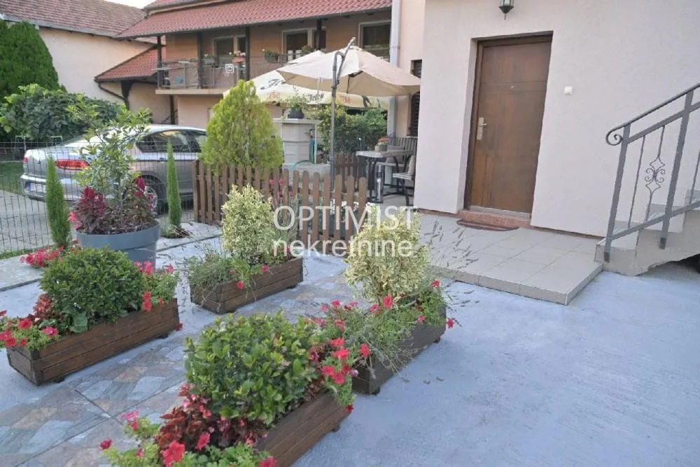 Prodaja, kuća, 211m², Krnjaca, Palilula Sve Podlokacije