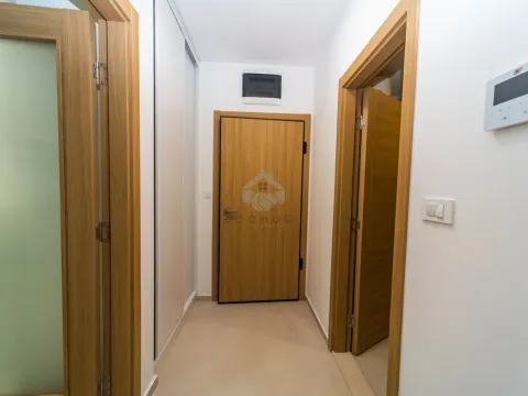 Izdavanje, jednosoban stan, 45m², City Kvart, Podgorica - image 20