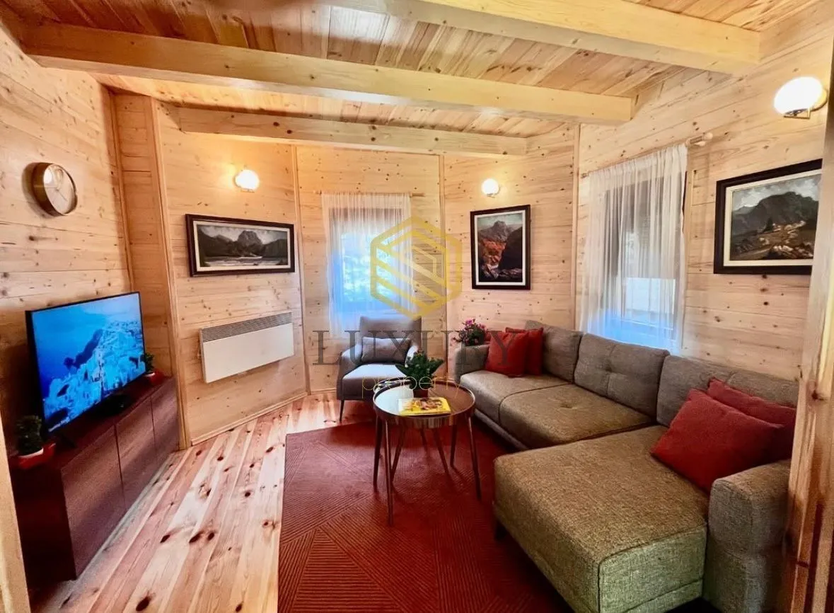 Rent, house, 63m², Centar, Kolašin
