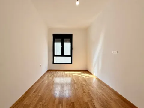 Prodaja, dvosoban stan, 67m², Donja Gorica, Podgorica - image 3