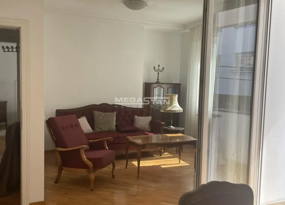 Izdavanje, dvosoban stan, 56m², Vračar Centar, Vračar Sve Podlokacije