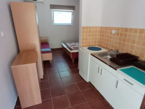 Rent, two bedroom apartment, 60m², Dubrava, Bar - image 7