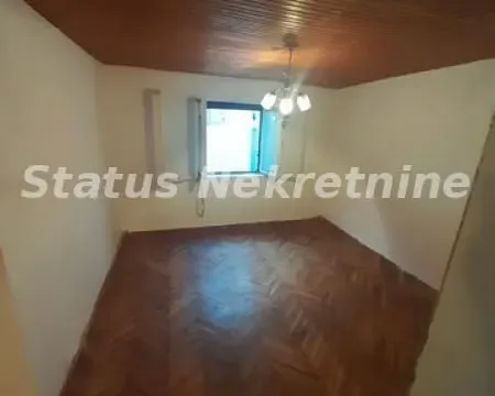 Sale, house, 66m², Salajka, Novi Sad Sve Podlokacije