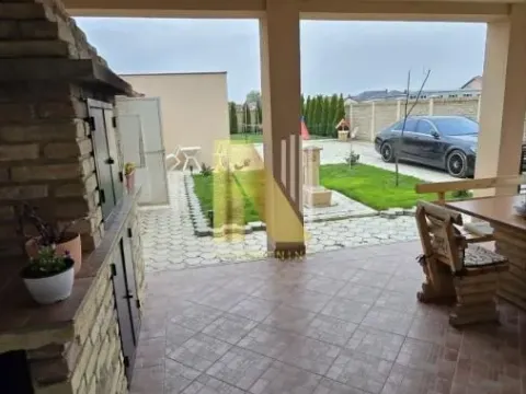 Sale, house, 151m², Rumenka, Novi Sad Sve Podlokacije - image 2