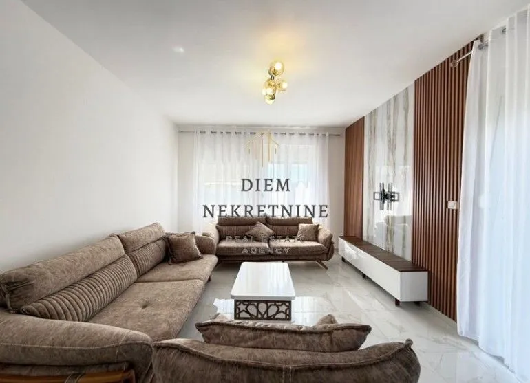 Rent, two bedroom apartment, 76m², Central Point, Podgorica