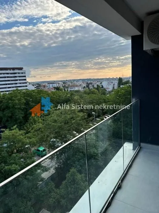 Rent, two bedroom apartment, 46m², Vračar Sve Podlokacije, Beograd