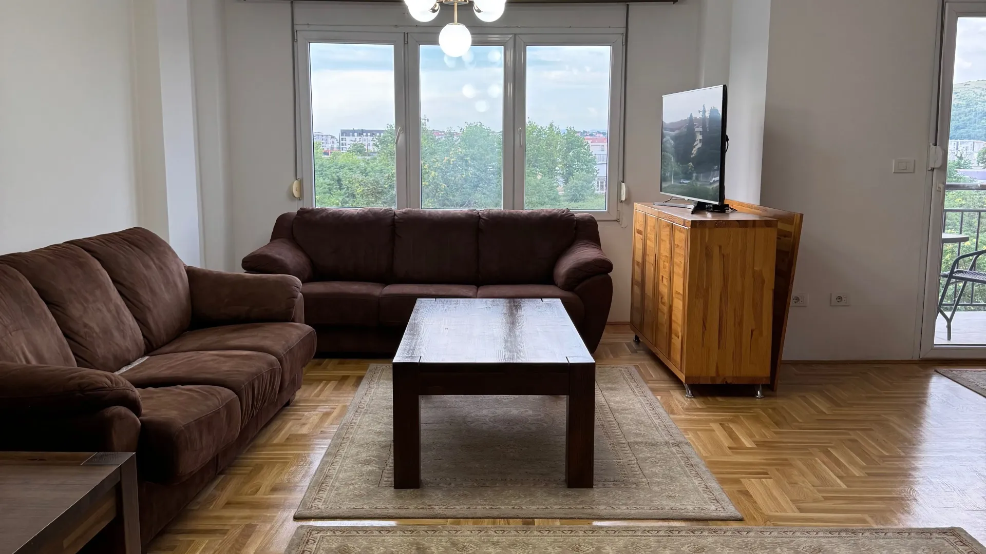 Rent, three bedroom apartment, 92m², 1 maj, Podgorica