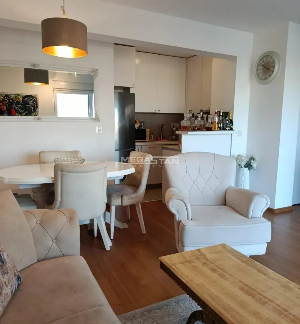 Sale, two bedroom apartment, 75m², Dušanovac, Voždovac Sve Podlokacije