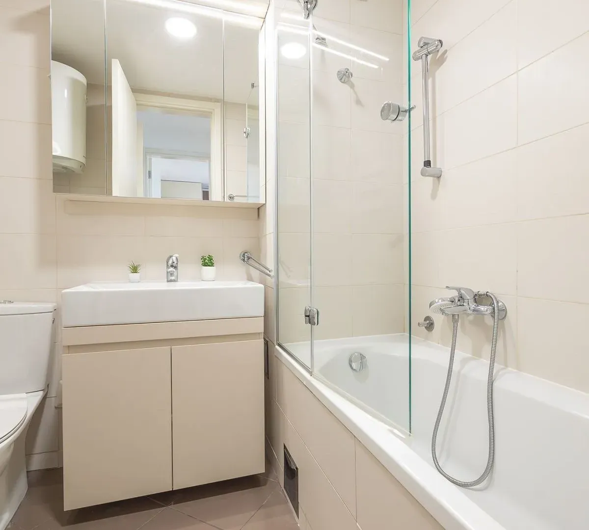 Sale, three bedroom apartment, 101m², Novi Beograd Blok 67, Novi Beograd Sve Podlokacije