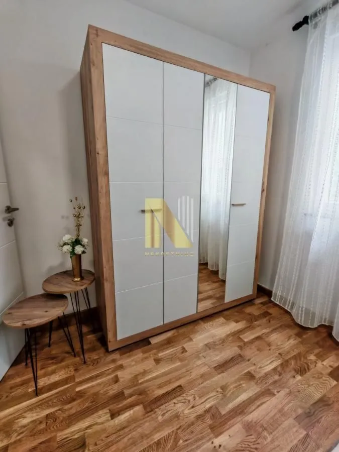 Izdavanje, jednosoban stan, 41m², Petrovaradin, Novi Sad
