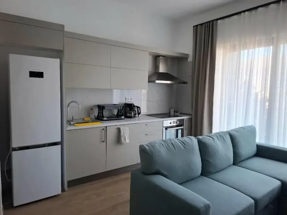 Rent, studio apartment, 48m², Centar, Bar