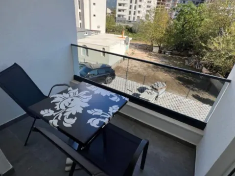 Izdavanje, jednosoban stan, 50m², Centar, Bar - image 10