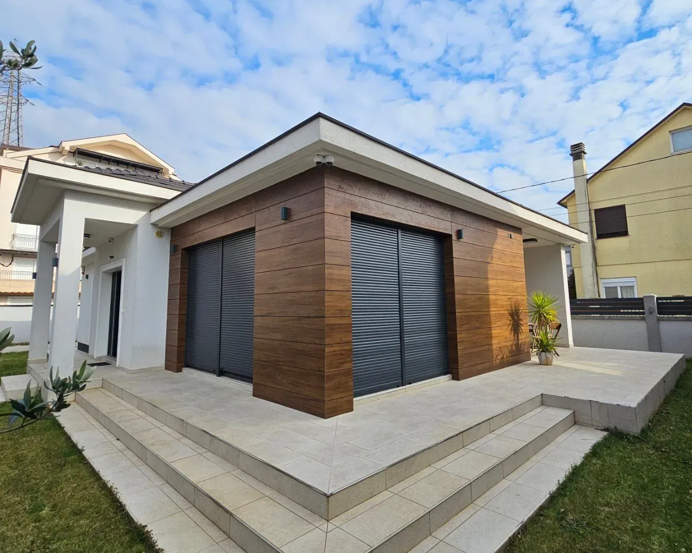 Izdavanje, kuća, 160m², Dalmatinska ulica, Podgorica