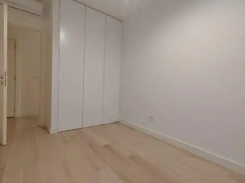 Izdavanje, četvorosoban stan, 120m², Savski Venac, Beograd - image 15