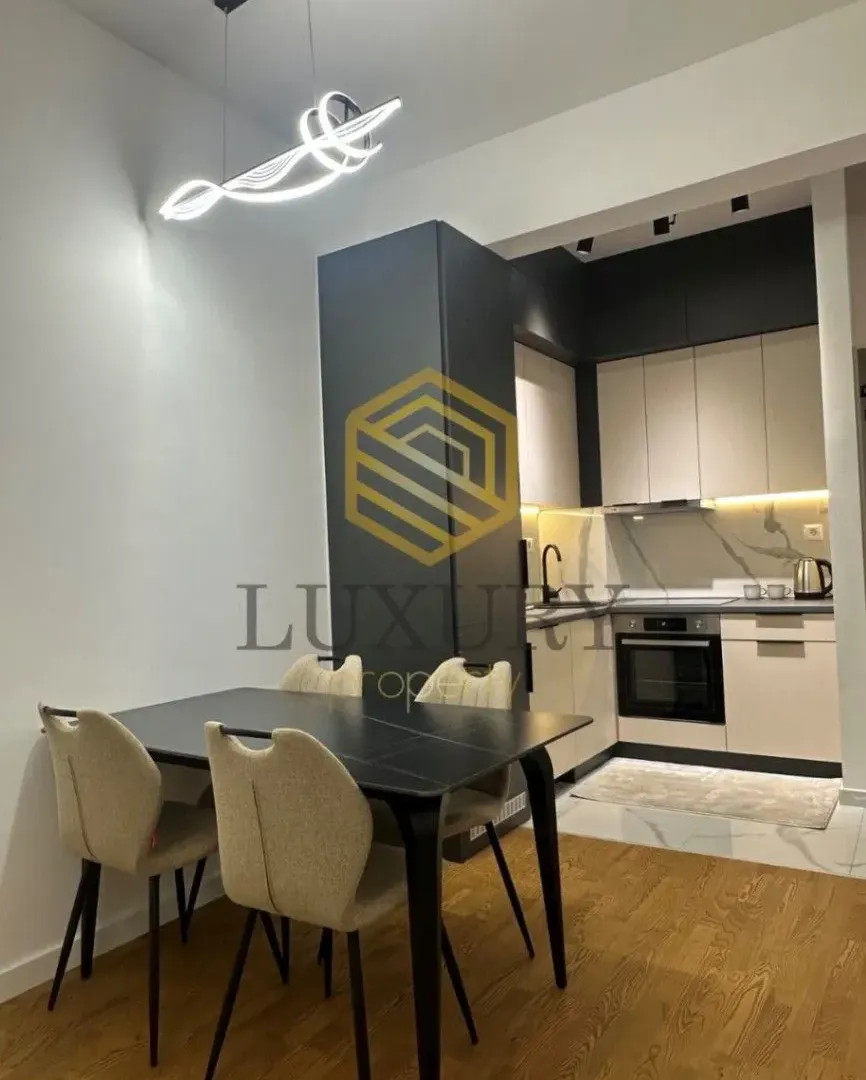 Prodaja, jednosoban stan, 39m², Centar, Podgorica