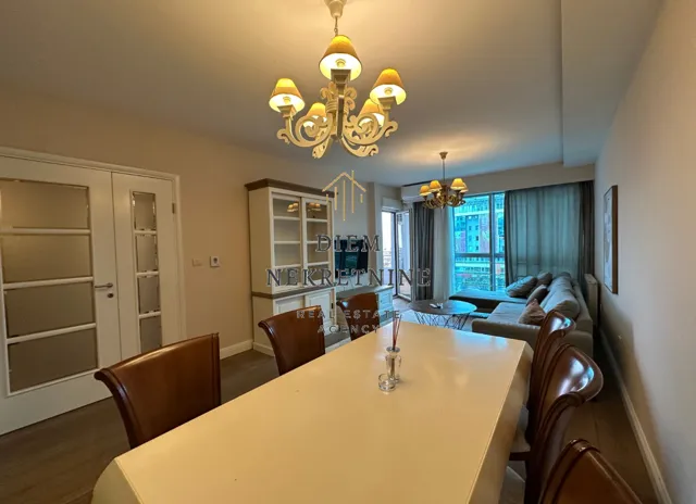 Izdavanje, dvosoban stan, 75m², Preko Morače, Podgorica