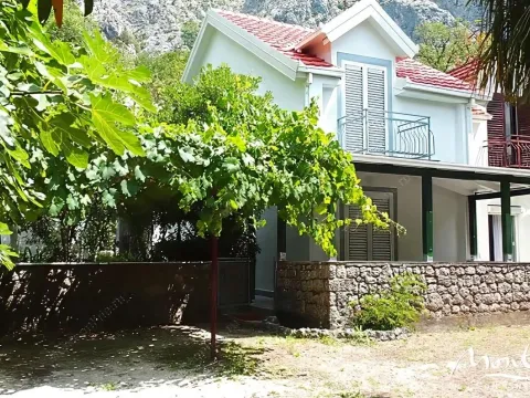 Sale, house, 78m², Orahovac, Kotor