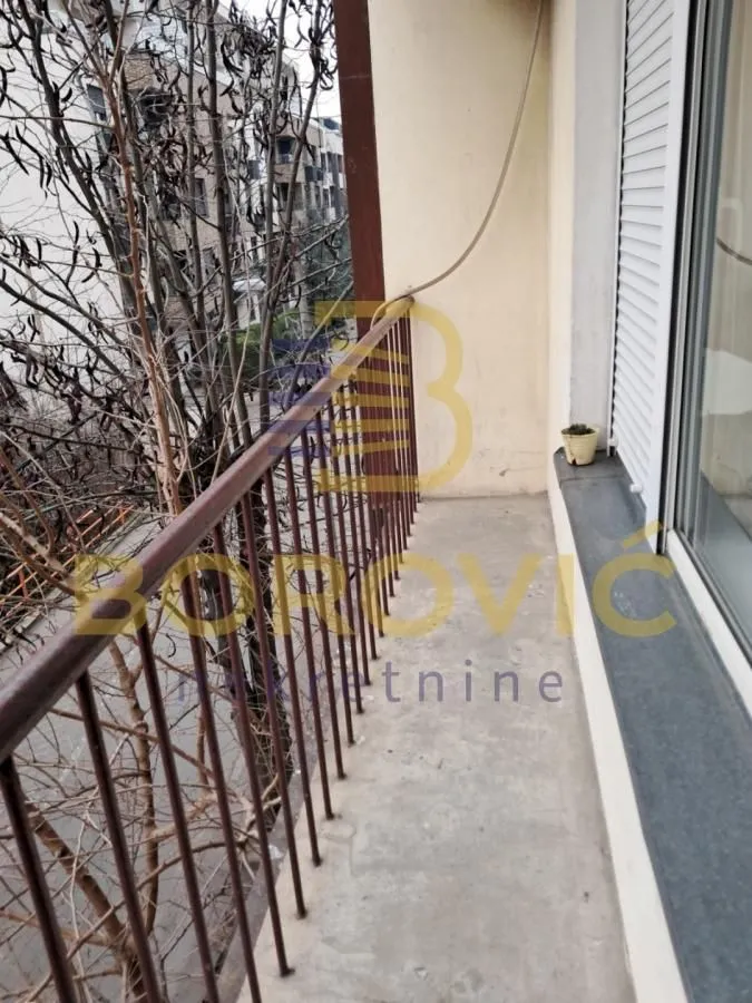 Sale, three bedroom apartment, 69m², Vračar Sve Podlokacije, Beograd