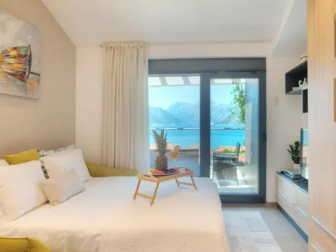 Prodaja, kuća, 210m², Dobrota, Kotor - image 24