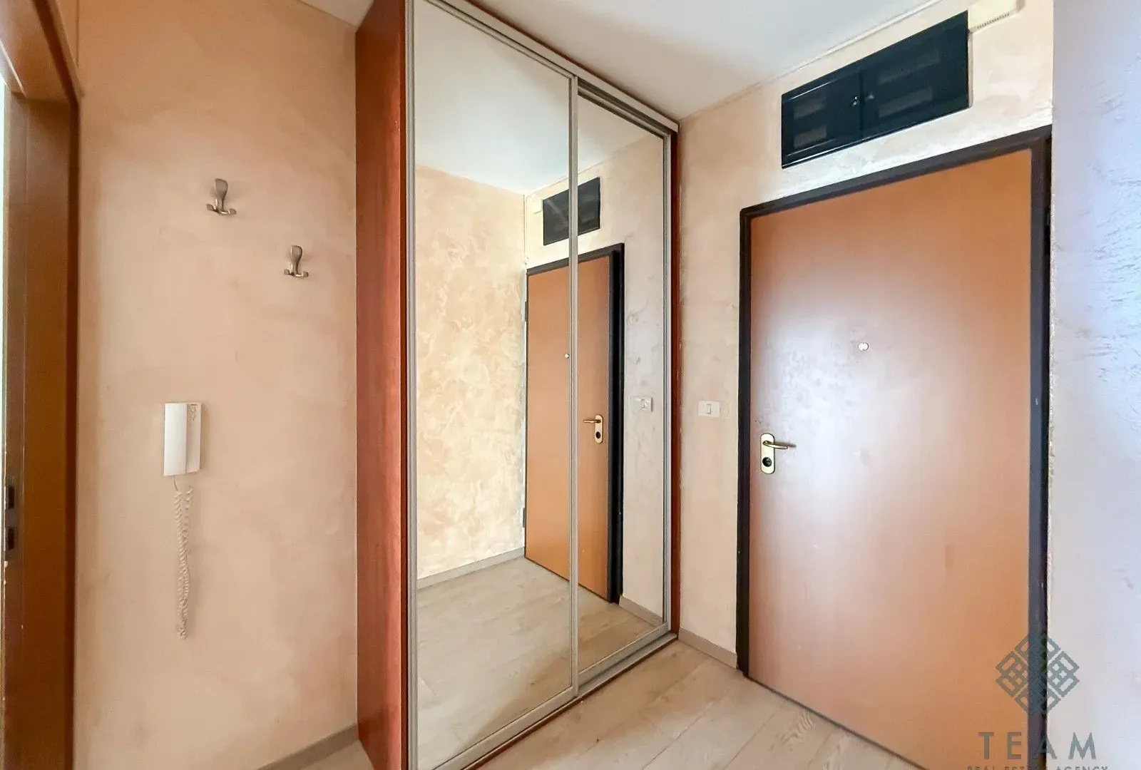 Rent, two bedroom apartment, 75m², City Kvart, Podgorica
