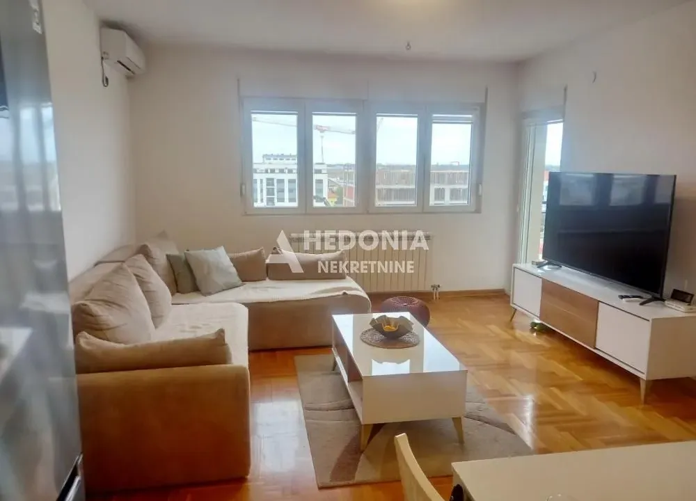 Prodaja, dvosoban stan, 71m², Ledine, Beograd