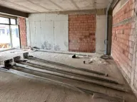 Izdavanje, poslovni prostor, 100m², Stari Aerodrom, Podgorica - image 4