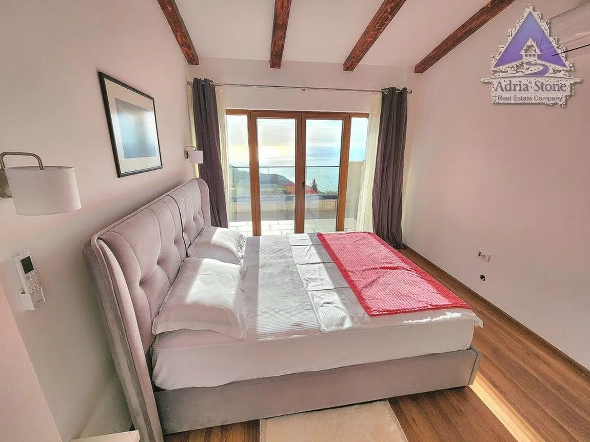 Sale, house, 199m², Kuljače, Budva