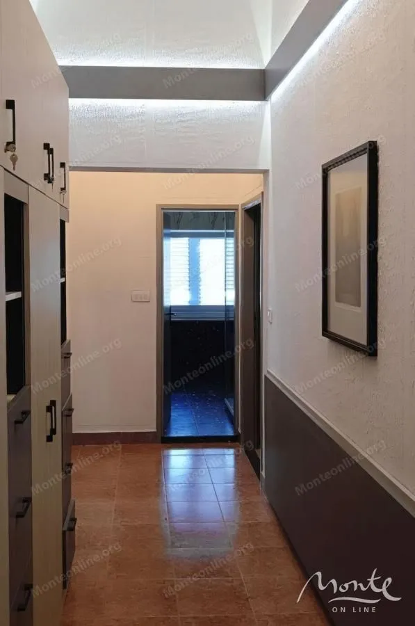 Prodaja, trosoban stan, 131m², Igalo, Herceg Novi