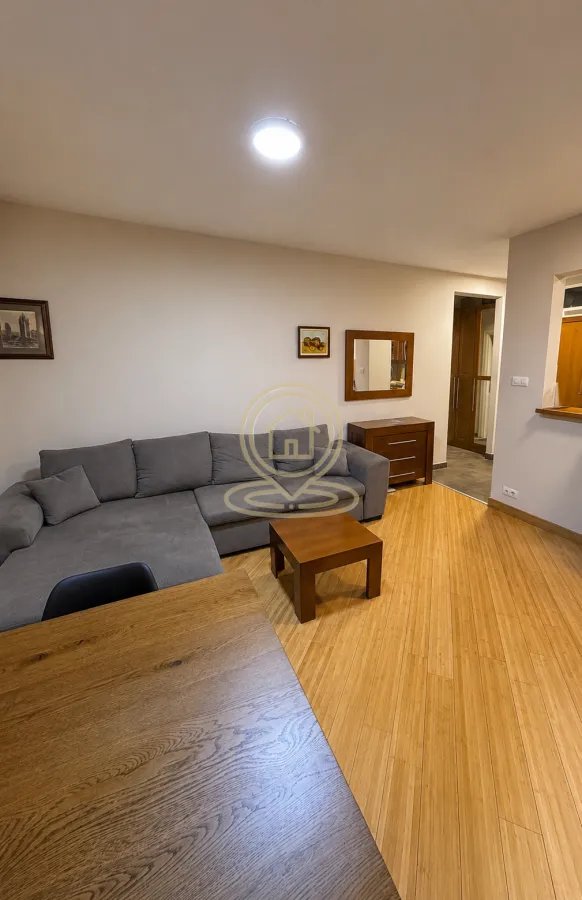 Rent, two bedroom apartment, 51m², Vračar Sve Podlokacije, Beograd