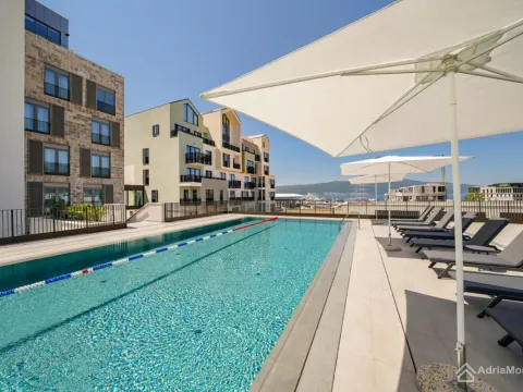 Prodaja, garsonjera, 45m², Porto Montenegro, Tivat - image 1