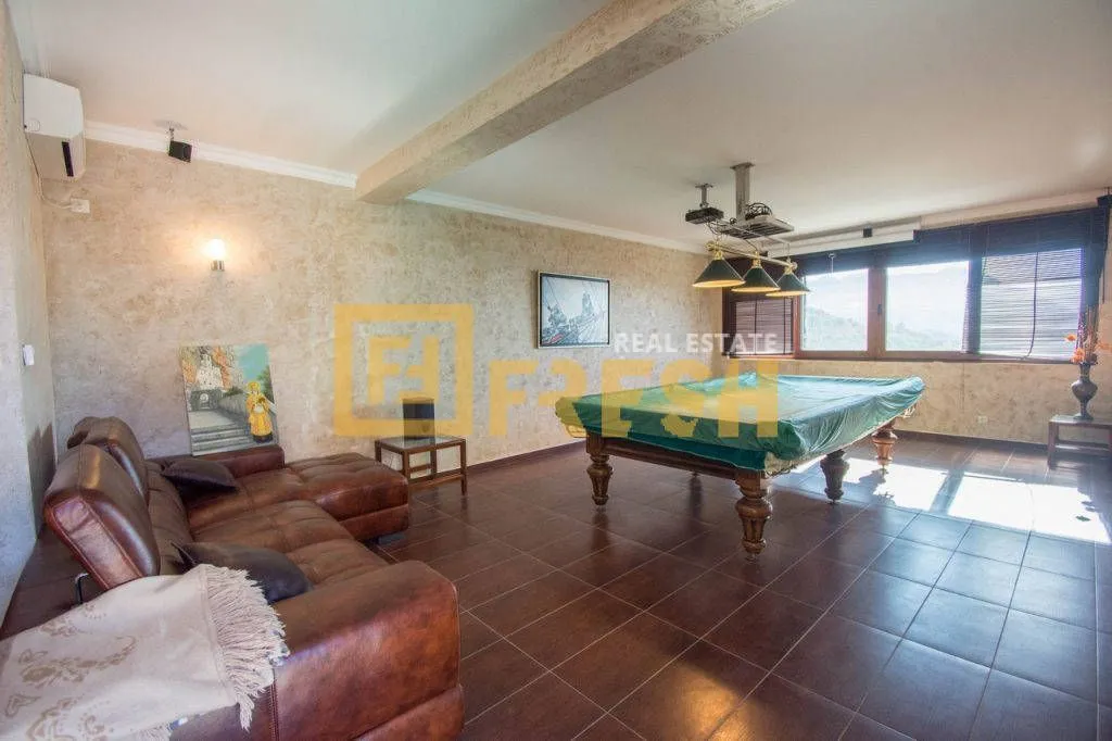 Sale, house, 550m², Budva, Crna Gora