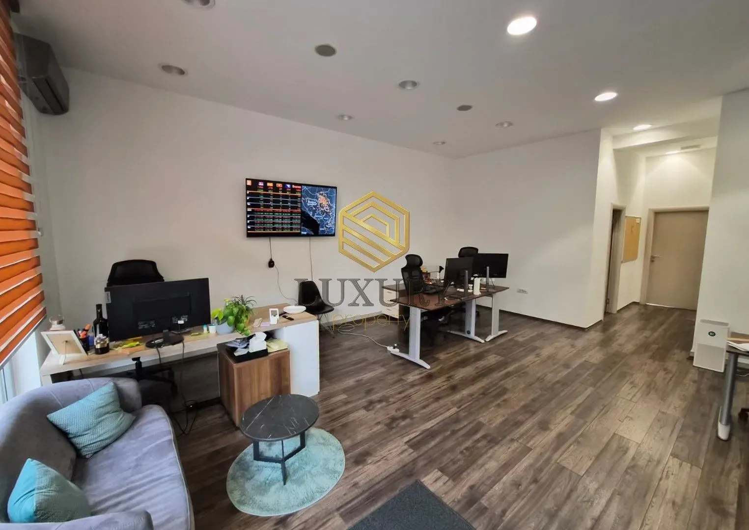Rent, one bedroom apartment, 102m², City Kvart, Podgorica