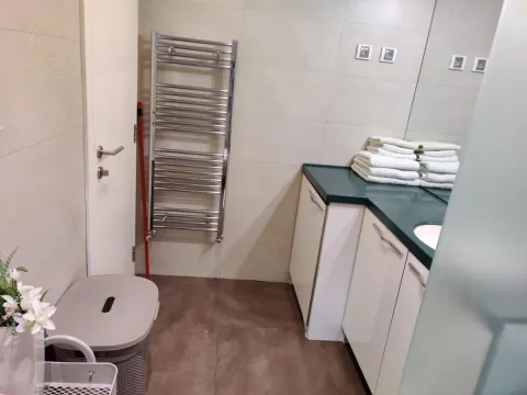 Izdavanje, dvosoban stan, 60m², Novi Beograd Blok 65, Novi Beograd Sve Podlokacije - image 8