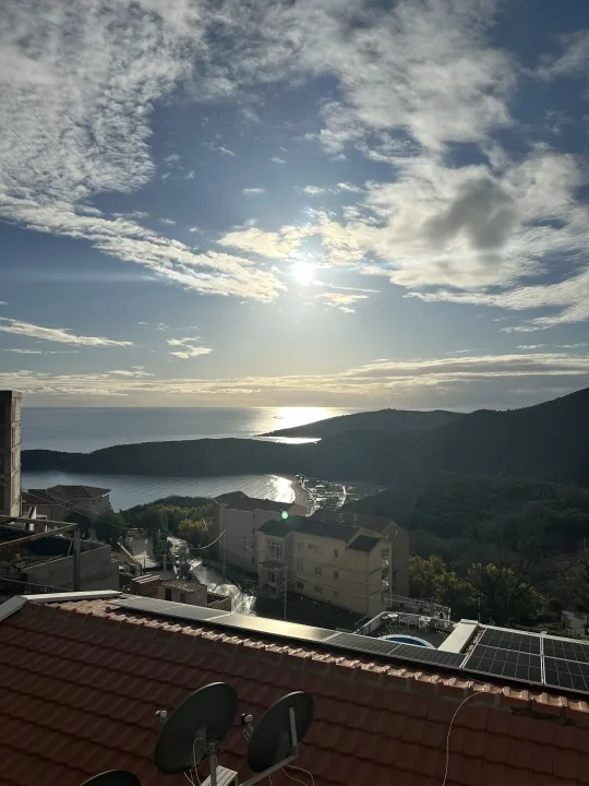 Rent, two bedroom apartment, 100m², Prijevor, Budva